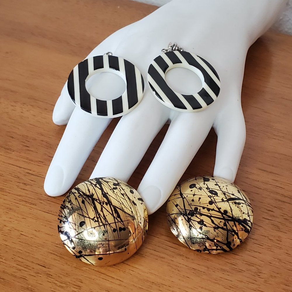 Vintage 1980's Pierced Earrings Set x2 | Plastic Stripes Metal Gold Splatter - Picture 4 of 10
